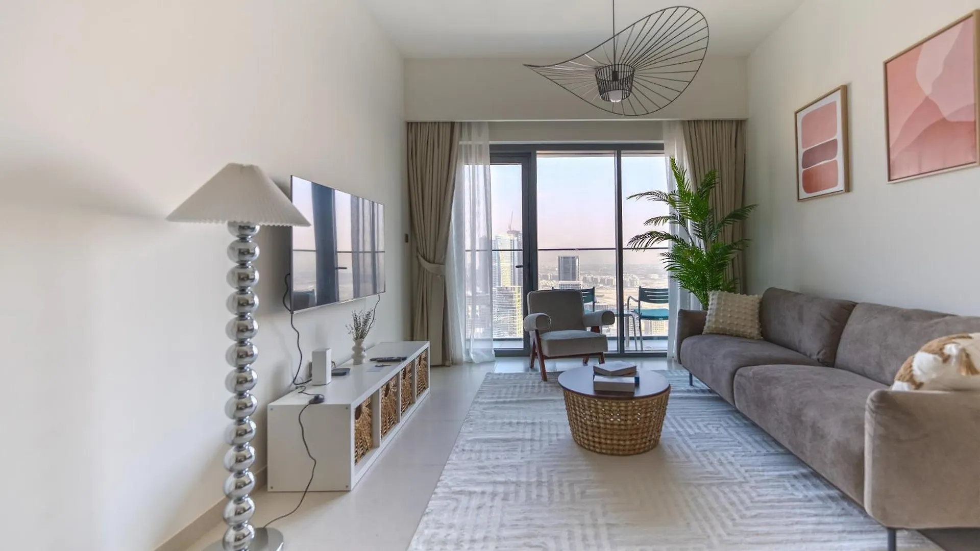 Stunning 2Br Apt Burj Royale 10 Mins Walk To Dubai Mall 0*,  Zjednoczone Emiraty Arabskie