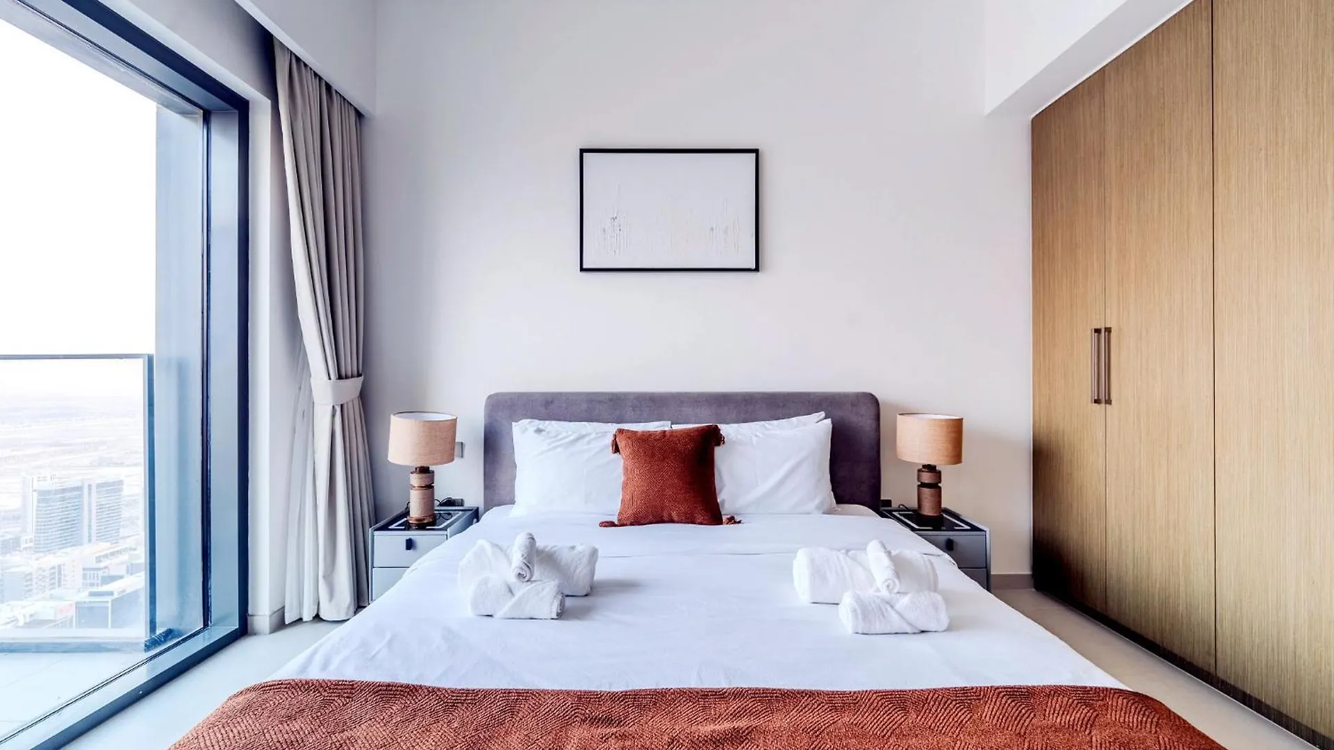 Stunning 2Br Apt Burj Royale 10 Mins Walk To Dubai Mall