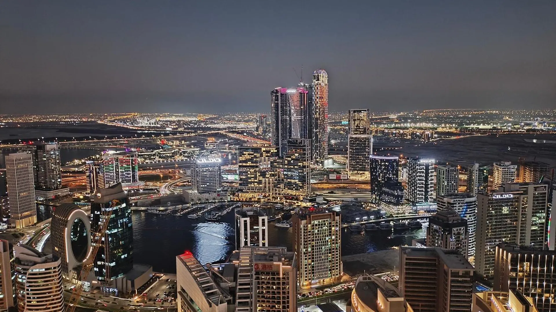Apartment Stunning 2Br Apt Burj Royale 10 Mins Walk To Dubai Mall