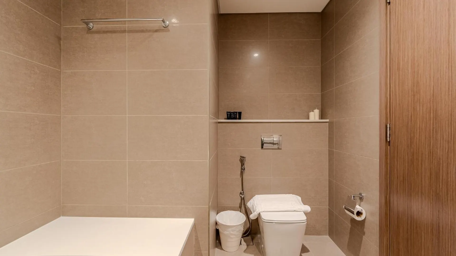 Stunning 2Br Apt Burj Royale 10 Mins Walk To Dubai Mall