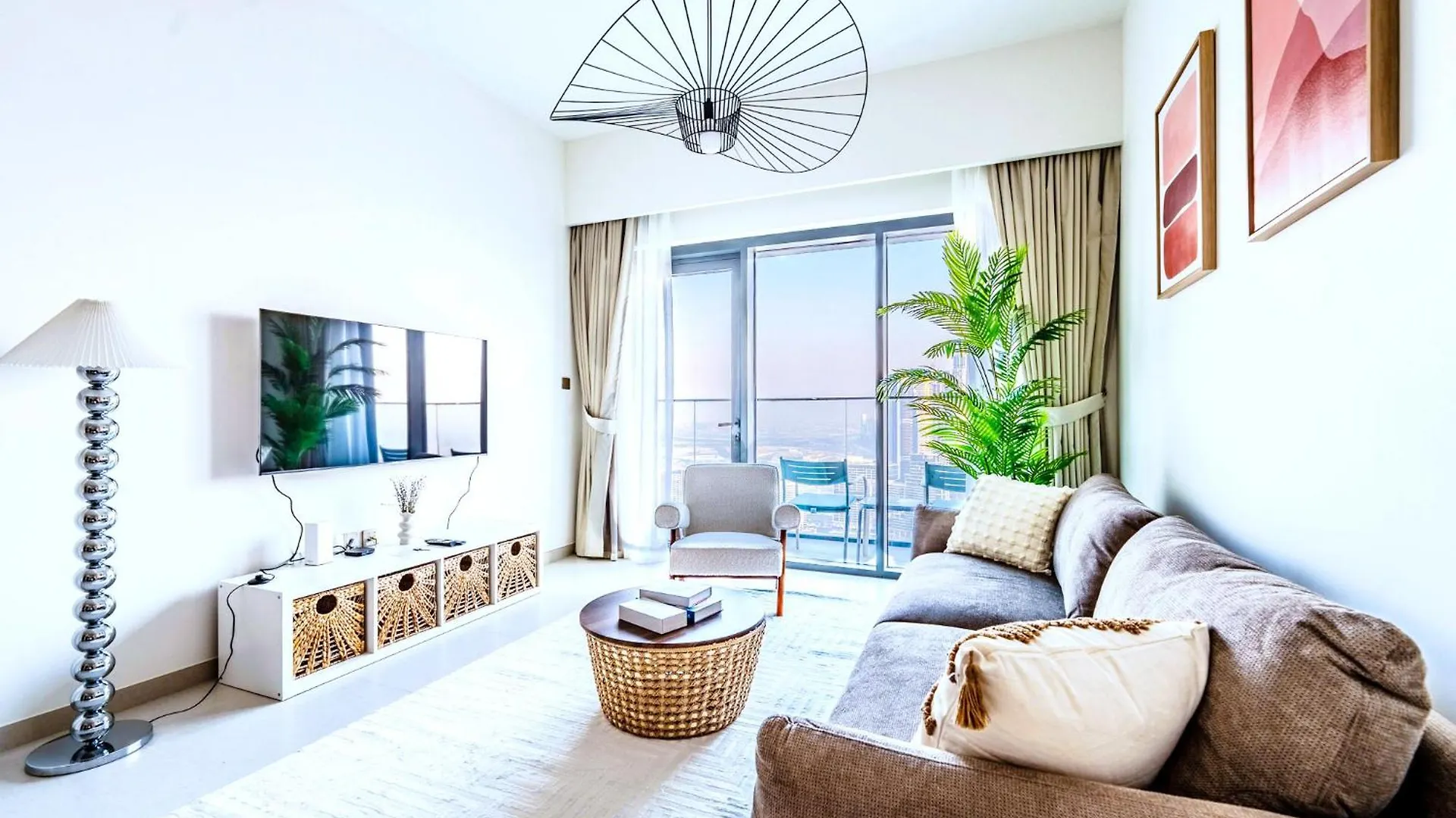 Stunning 2Br Apt Burj Royale 10 Mins Walk To Dubai Mall Apartment